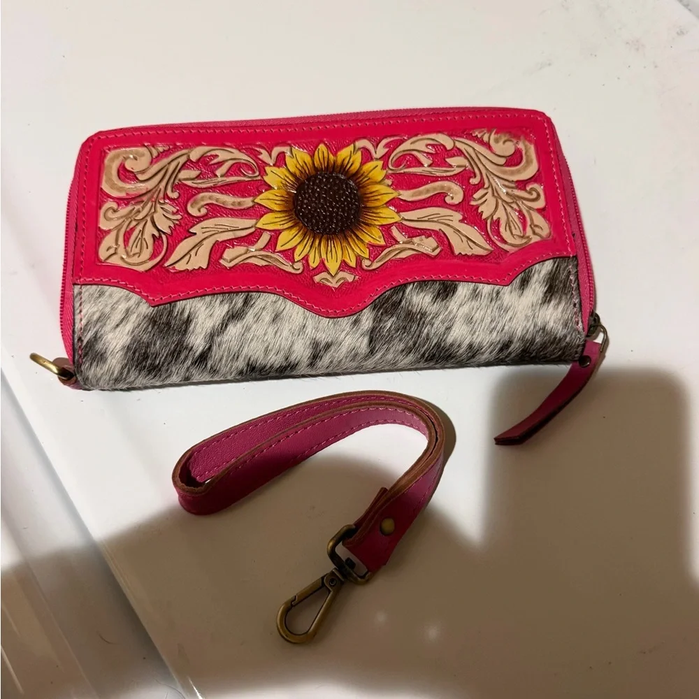 Pink Sunflower Accent Wristlet Wallet